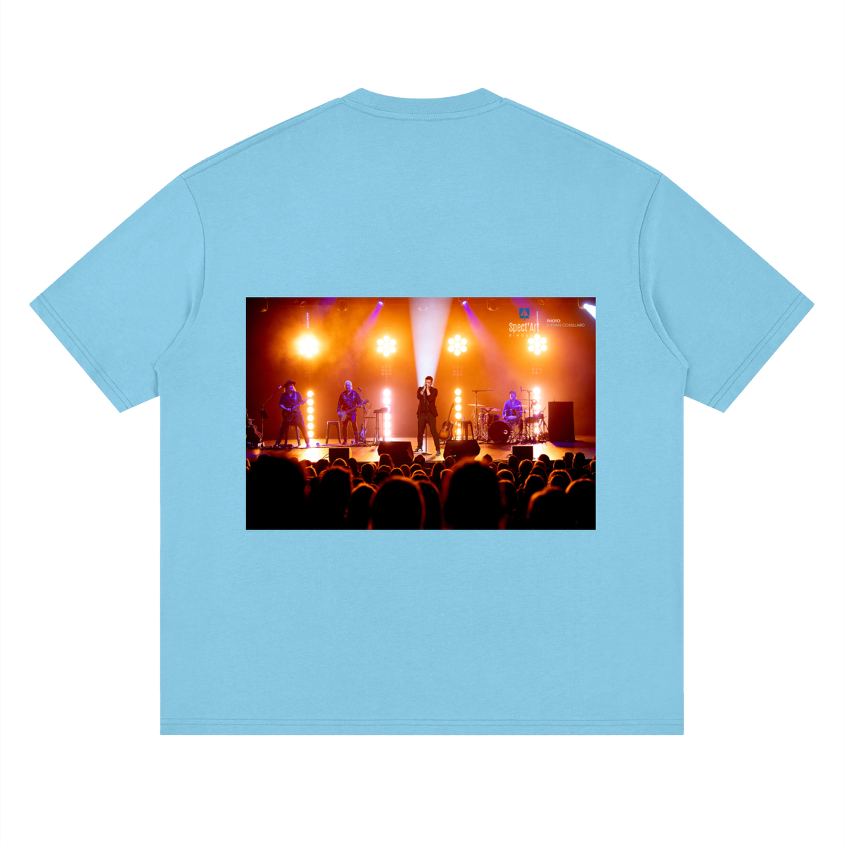 Light blue t-shirt with a concert scene printed on the back